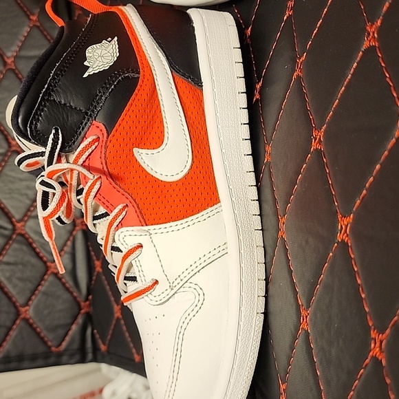 Jordan Bundle Pack Multicolor Sneakers 12c,3Y & 9. All Sales Are Final - Picture 6 of 8